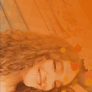 Meet your Posher, Leah